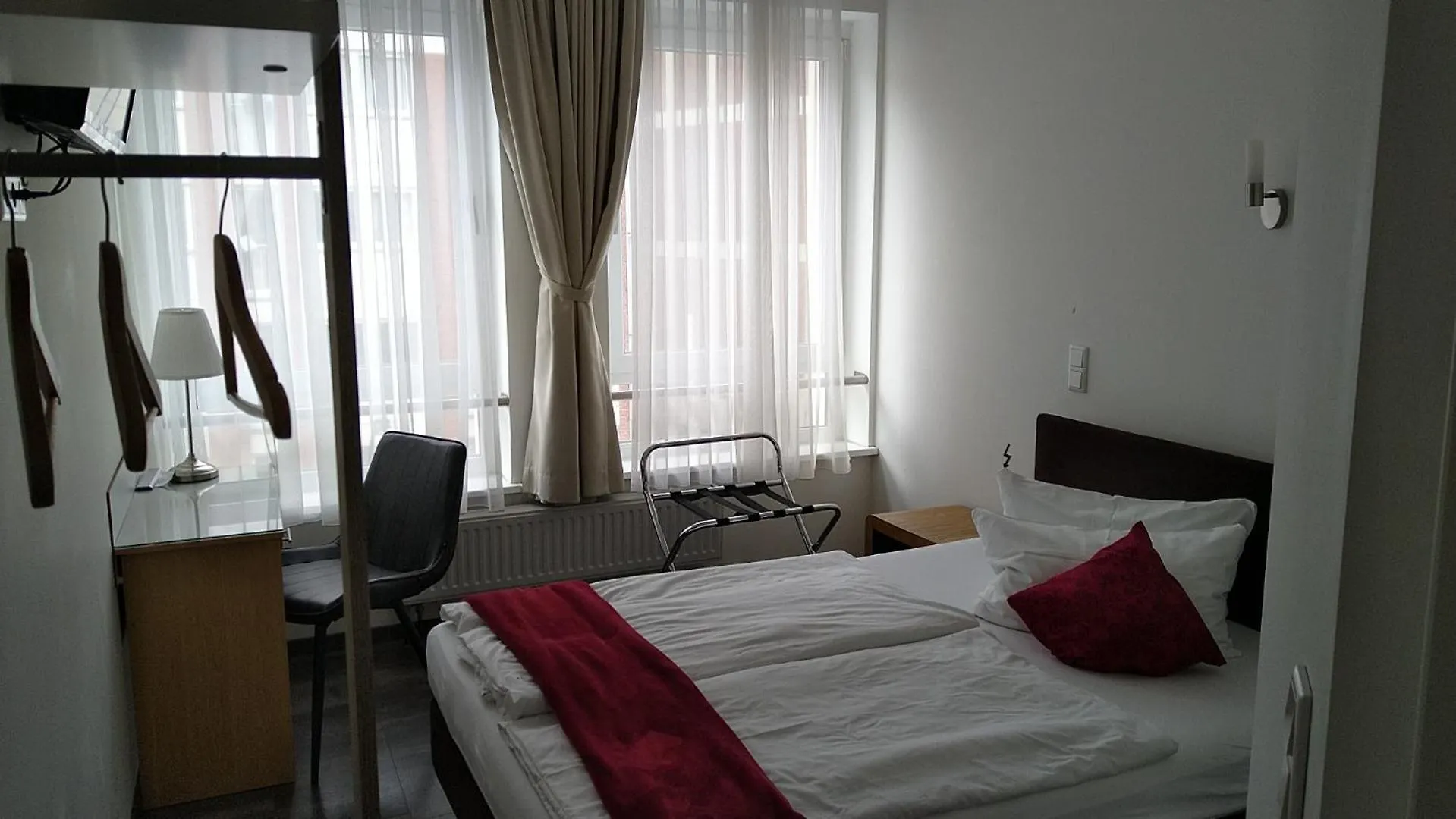 Hotel Gemini Dusseldorf Germany